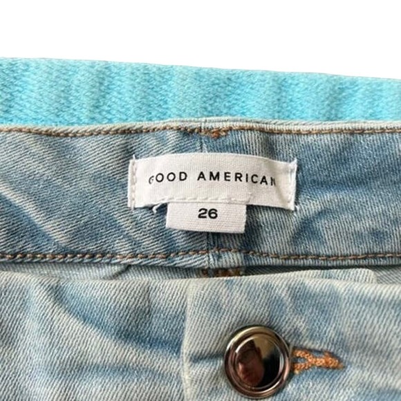 Good American Curve Cropped Jeans Light Wash Size 26 - Picture 3 of 4
